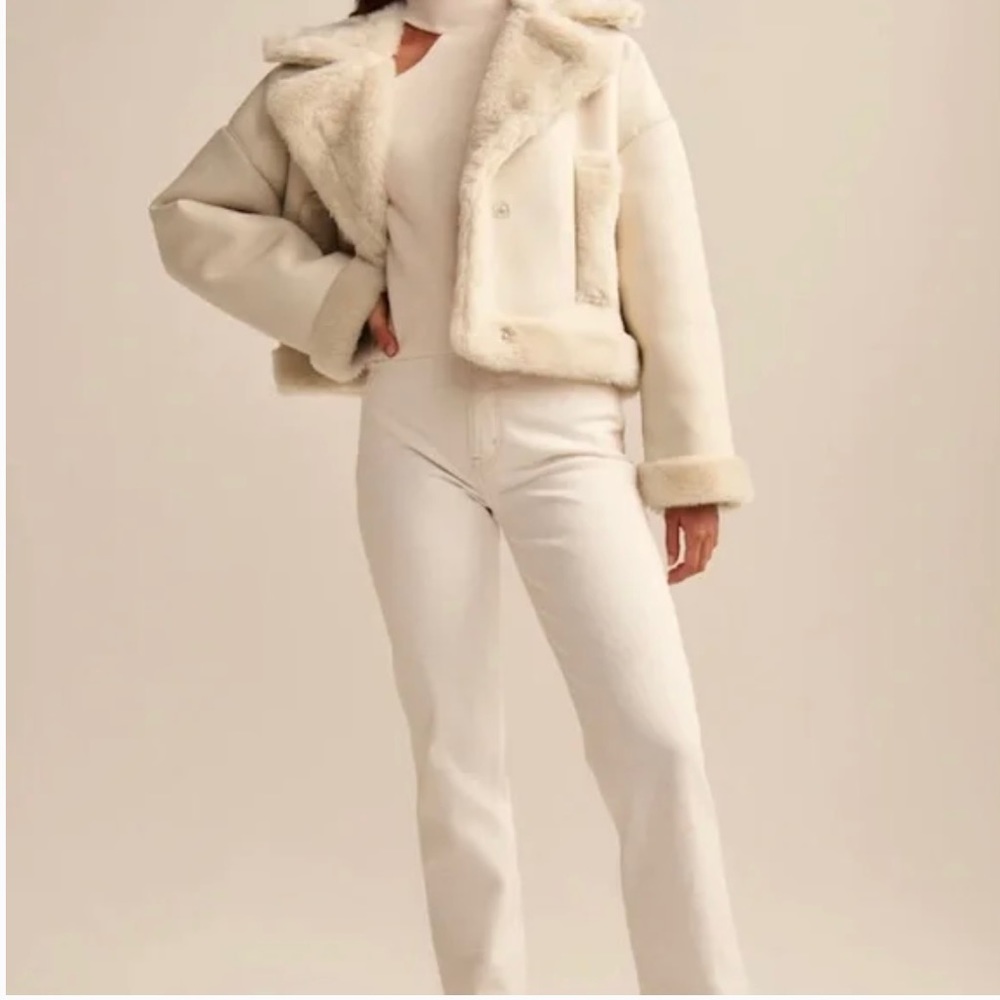 NEW Abercrombie & Fitch Oversized Short Sherpa Lined Vegan Leather Coat SZ Large